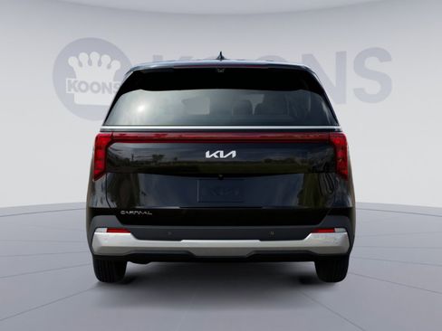 New 2026 Kia Carnival image 16