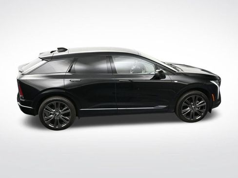 Used 2026 Cadillac Optiq Sport 2 AWD/4WD image 22