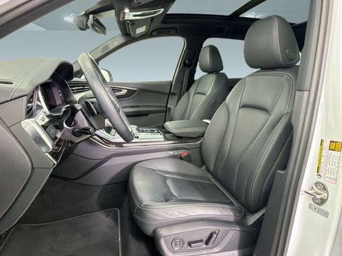 Used 2025 Audi Q7 3.0T Premium Plus AWD/4WD image 5