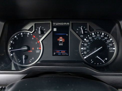 Used 2023 Toyota Tundra Limited w/ TRD Off-Road Package image 20