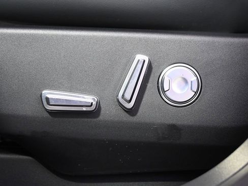 New 2026 Lincoln Nautilus Reserve image 14