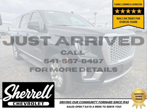 Used 2024 GMC Yukon XL Denali w/ Advanced Technology Package image 1