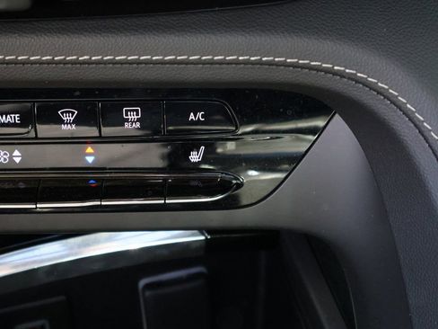 Certified 2023 Buick Envision Essence w/ Sport Touring Package image 30