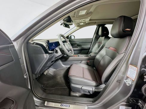 New 2026 Nissan Kicks SR w/ SR Premium Package image 10