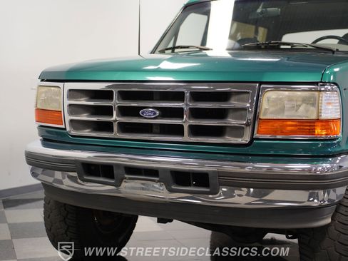 Used 1996 Ford Bronco XLT image 19