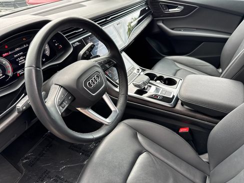 Used 2023 Audi Q8 Premium w/ Convenience Package AWD/4WD image 10