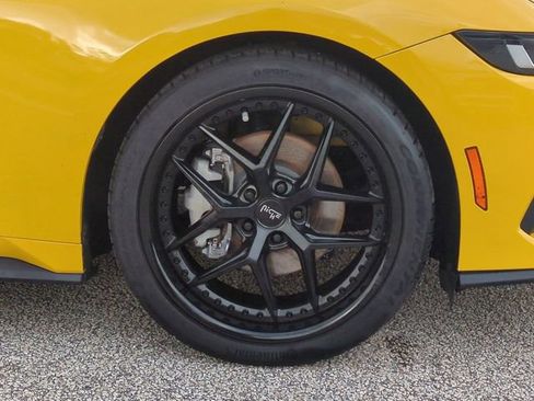 Used 2024 Ford Mustang Premium image 11