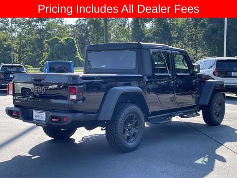 Used 2023 Jeep Gladiator Mojave AWD/4WD image 5