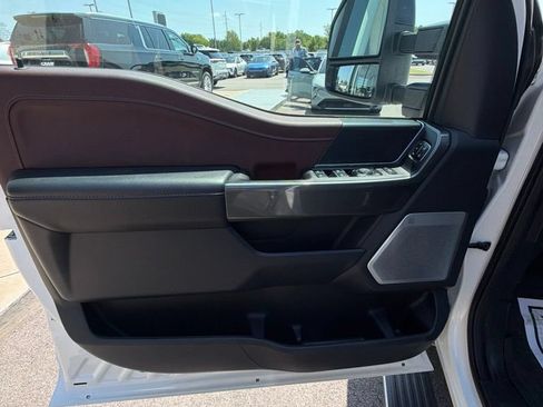 Used 2023 Ford F150 Lariat w/ Equipment Group 502A High AWD/4WD image 13