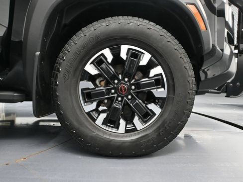 Used 2023 Nissan Frontier PRO-4X w/ Tow Package AWD/4WD image 12