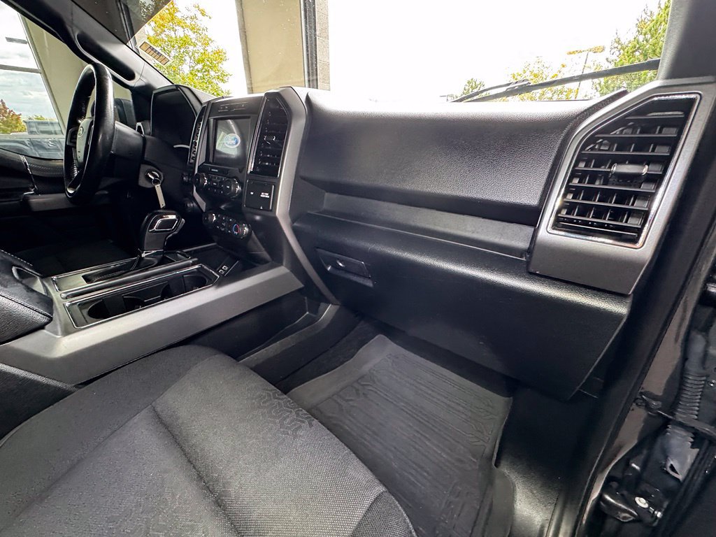 Used 2020 Ford F150 XLT w/ Equipment Group 302A Luxury AWD/4WD image 44