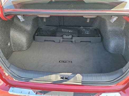 Certified 2023 Nissan Altima 2.5 SR w/ SR Premium Package image 22