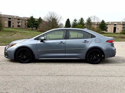 Used 2022 Toyota Corolla SE image 36