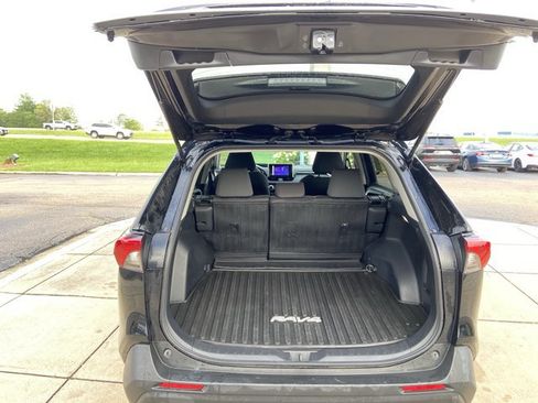 Used 2024 Toyota RAV4 XLE AWD/4WD image 26