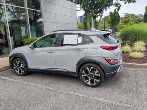 Used 2022 Hyundai Kona Limited FWD image 5