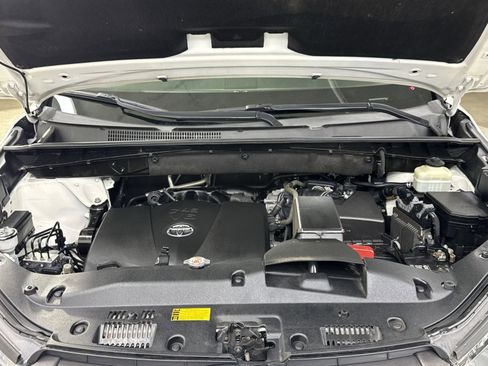 Used 2018 Toyota Highlander Limited Platinum image 34