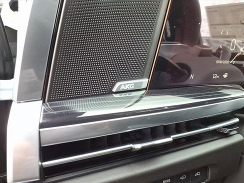 New 2026 Cadillac Escalade Sport image 31