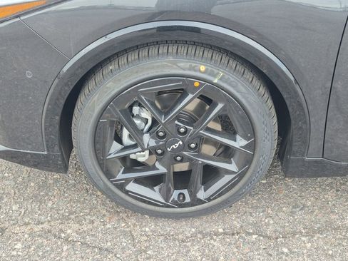 New 2025 Kia K4 GT-Line Turbo image 17