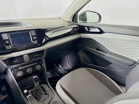 Certified 2024 Volkswagen Taos S AWD/4WD image 22
