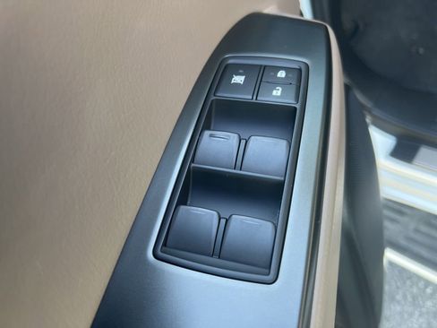 Used 2023 Lexus GX 460 Premium AWD/4WD image 31