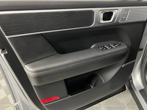 Used 2024 Hyundai Santa Fe Limited image 25