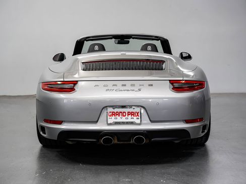 Used 2018 Porsche 911 Carrera S RWD image 4