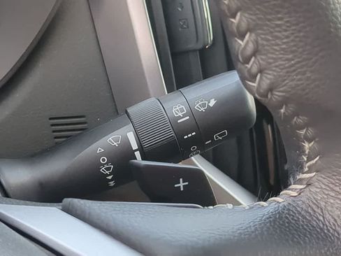Used 2019 Subaru Ascent Limited w/ Popular Package #3 AWD/4WD image 24