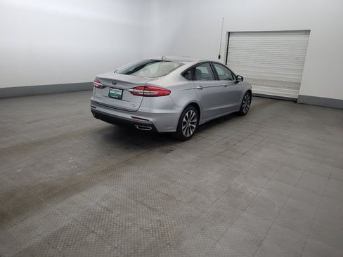 Used 2020 Ford Fusion SE AWD/4WD image 9