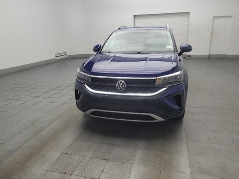 Used 2022 Volkswagen Taos SE w/ Panoramic Sunroof Package AWD/4WD image 15
