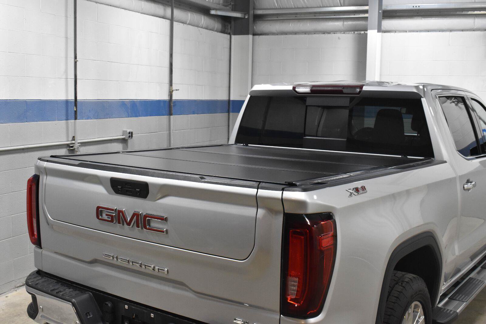 Used 2022 GMC Sierra 1500 SLT w/ SLT Premium Plus Package AWD/4WD image 24