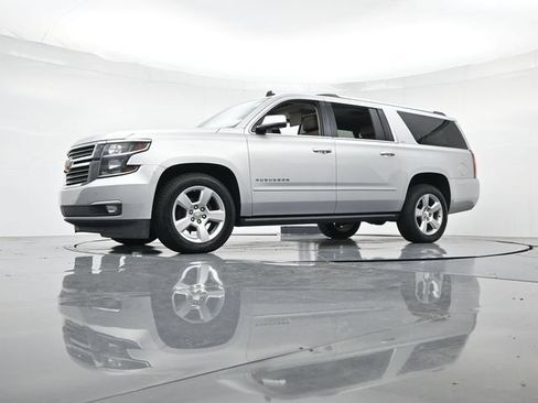 Used 2015 Chevrolet Suburban LTZ AWD/4WD image 41