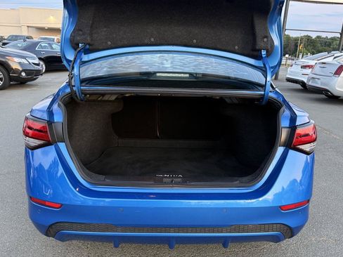 Used 2021 Nissan Sentra SV w/ SV Premium Package FWD image 11