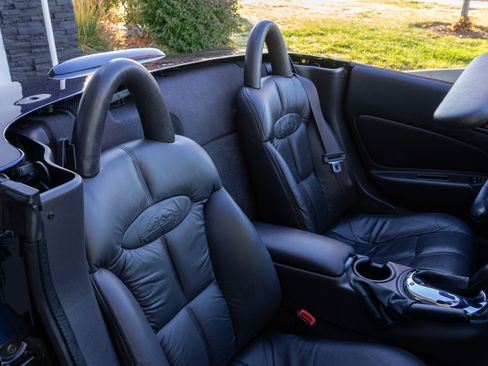 Used 2001 Chrysler Prowler image 9