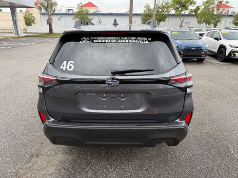 Used 2025 Subaru Forester Premium w/ Protection Package AWD/4WD image 6