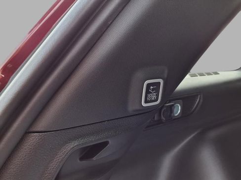 New 2025 Jeep Grand Cherokee Laredo w/ Luxury Tech Group I image 26