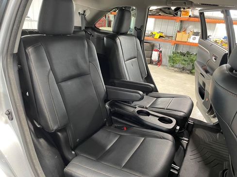 Used 2016 Toyota Highlander Limited AWD/4WD image 23