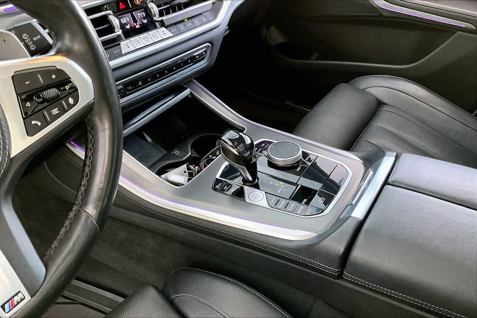 Used 2022 BMW X5 sDrive40i w/ M Sport Package RWD image 16