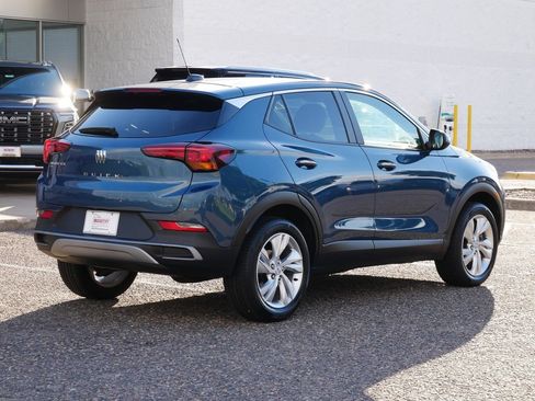 Used 2024 Buick Encore GX Preferred AWD/4WD image 3