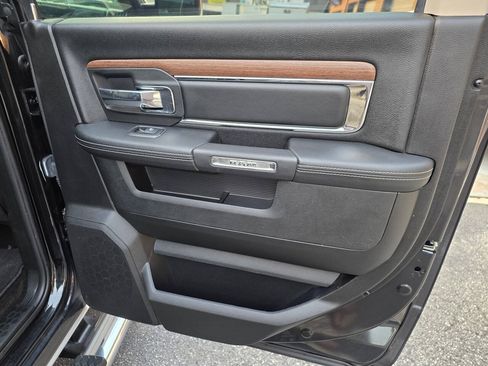 Used 2017 RAM 1500 Laramie w/ Convenience Group AWD/4WD image 26