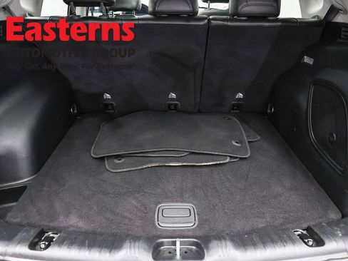 Used 2022 Jeep Compass Limited w/ Sun and Sound Group AWD/4WD image 9