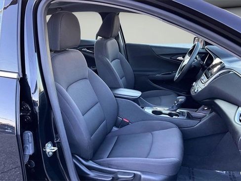 Used 2024 Chevrolet Malibu LT image 28
