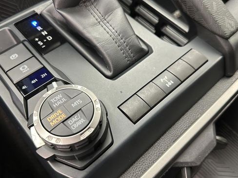 Used 2025 Toyota Tacoma TRD Off-Road AWD/4WD image 22