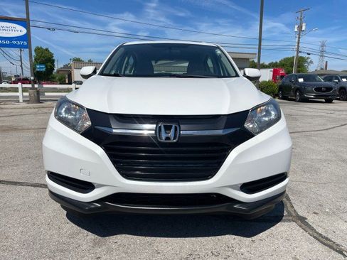 Used 2018 Honda HR-V LX image 8