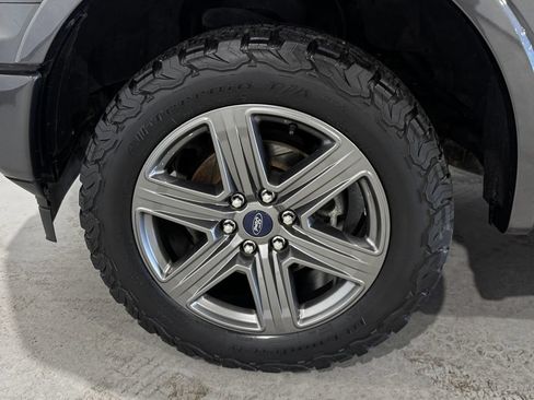 Used 2020 Ford F150 Lariat w/ Equipment Group 502A Luxury AWD/4WD image 9