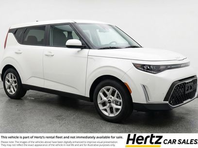 Used 2025 Kia Soul LX w/ LX Technology Package