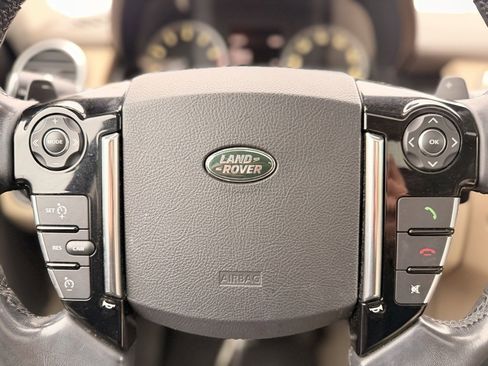 Used 2016 Land Rover LR4 HSE image 22