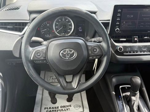 Used 2021 Toyota Corolla LE FWD image 16