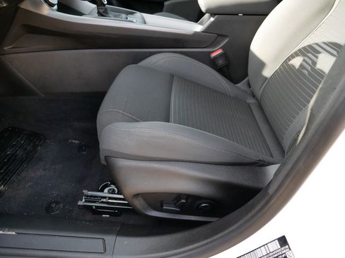 Used 2025 Alfa Romeo Tonale image 20