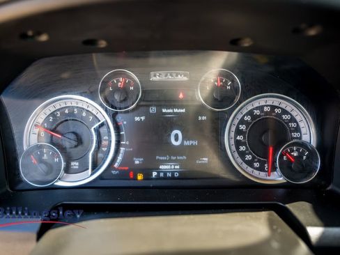 Used 2023 RAM 1500 Classic SLT w/ Electronics Group AWD/4WD image 9