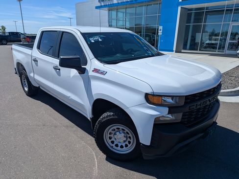 Certified 2020 Chevrolet Silverado 1500 W/T w/ Z71 Off-Road Package AWD/4WD image 4